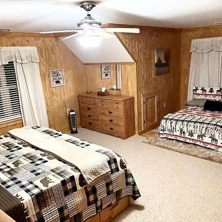 One Of A Kind Rustic Log Cabin Near Bryce Resort - Large Game Room - Fire Pit - Large Deck - Bbq 베시 외부 사진