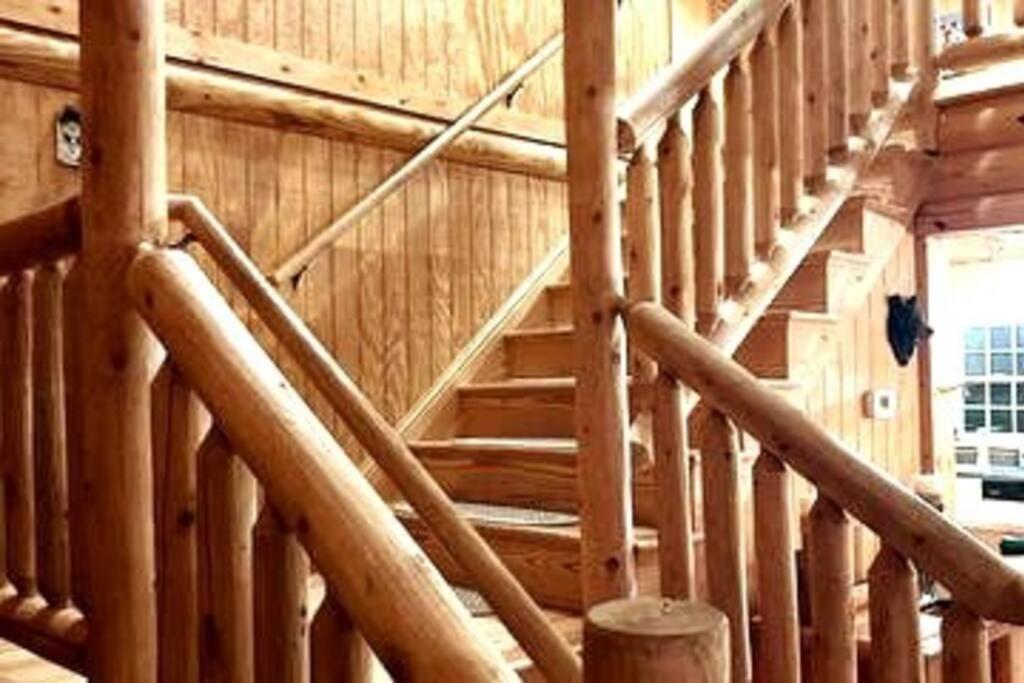 One Of A Kind Rustic Log Cabin Near Bryce Resort - Large Game Room - Fire Pit - Large Deck - Bbq 베시 외부 사진
