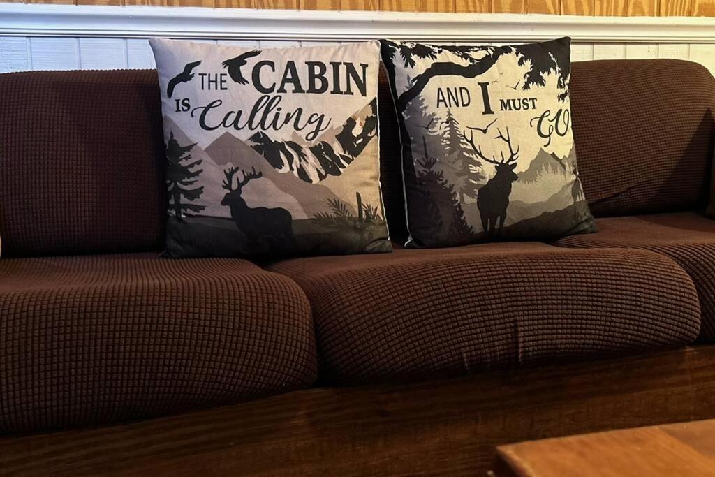 One Of A Kind Rustic Log Cabin Near Bryce Resort - Large Game Room - Fire Pit - Large Deck - Bbq 베시 외부 사진