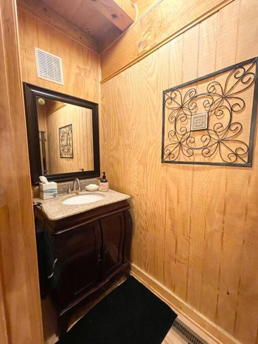 One Of A Kind Rustic Log Cabin Near Bryce Resort - Large Game Room - Fire Pit - Large Deck - Bbq 베시 외부 사진
